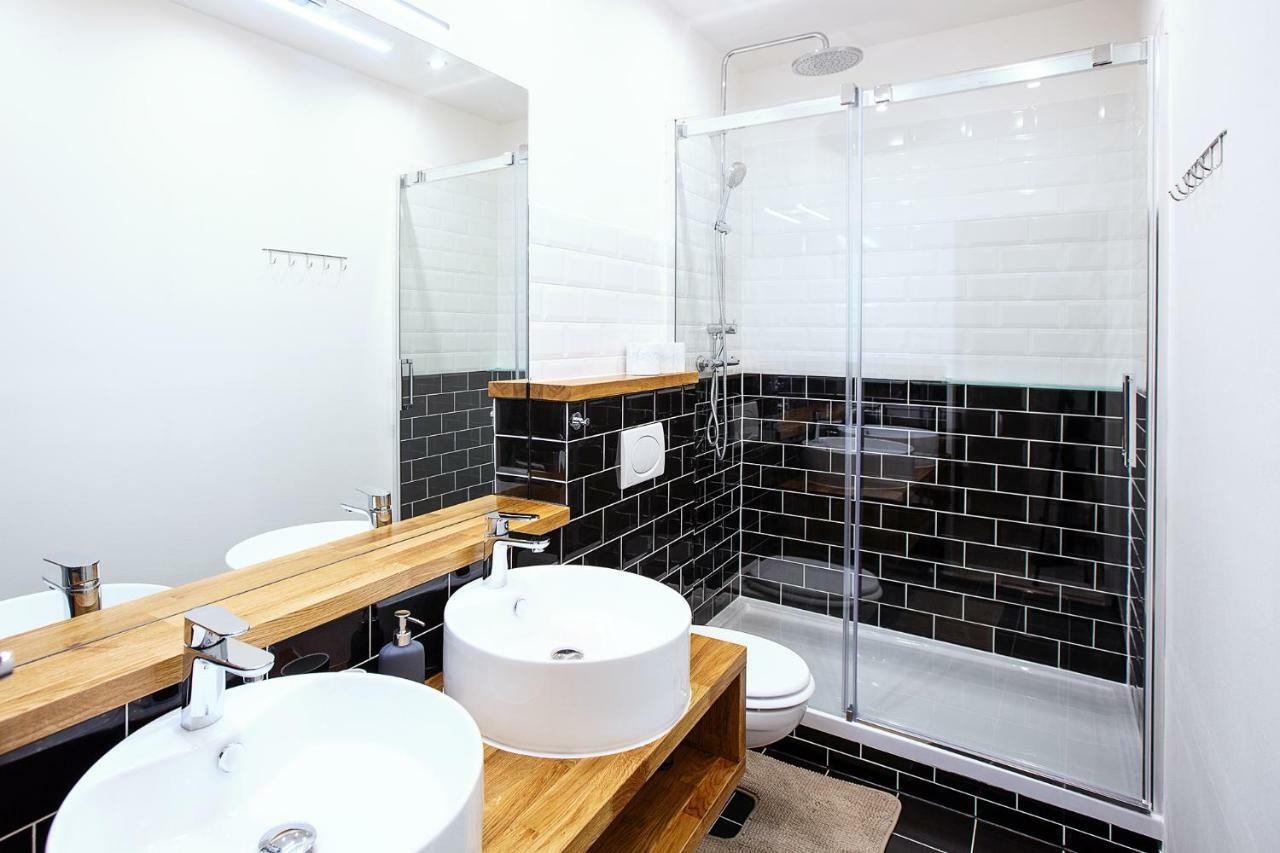5br 2bath Family 5mins To Wenceslas Square Praha